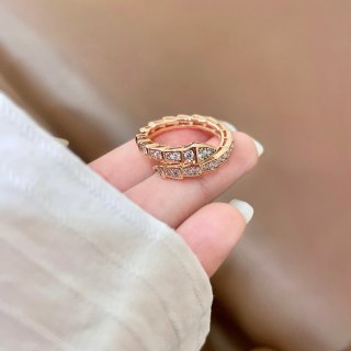 Bvlgari Rose Gold Bow Crystal Ring – Elegant Luxury Jewelry