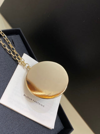 CHANEL Aurelia Medallion Pearl Pendant Necklace