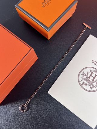 Hermès Chaine d’Ancre Toggle Charm Bracelet