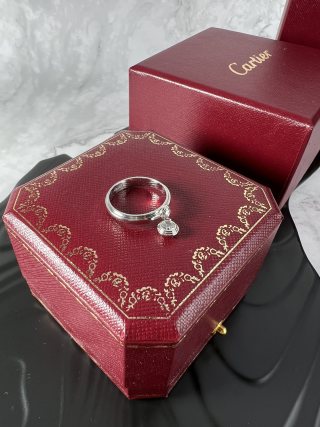 Cartier Amara Solitaire Charm Ring