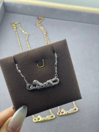 Cartier Panthère necklace with lacquer and full pavé diamonds