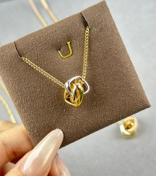 Cartier Square Three-Ring Tricolor Necklace