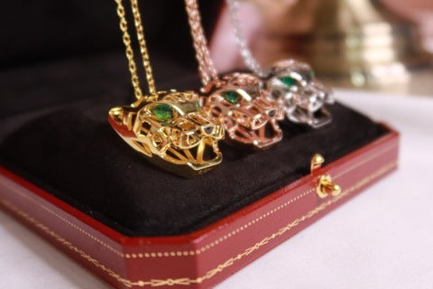 Cartier Luxury Openwork Panther Head Necklace with Polished Finish