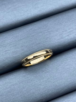Tiffany wide ring with square bead-edge detailing (no diamonds)