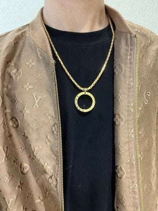 Bvlgari Gold Circle Pendant Necklace – Elegant Luxury Jewelry