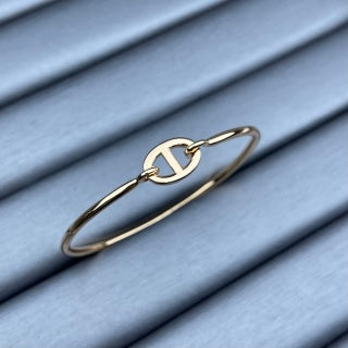 Hermès Clou d’Ancre Minimalist Cuff Bracelet