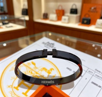 Hermès H D’Ancre Slim Cuff Bracelet