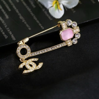 CHANEL Seraphine Pink Accent Safety Pin Brooch