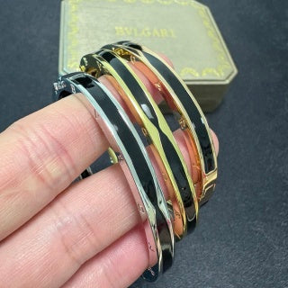 Bvlgari Classic Polished Bangle Bracelet – Elegant Luxury Jewelry