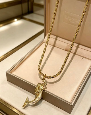 Bvlgari Serpenti Snake Pendant Necklace – Elegant Luxury Jewelry